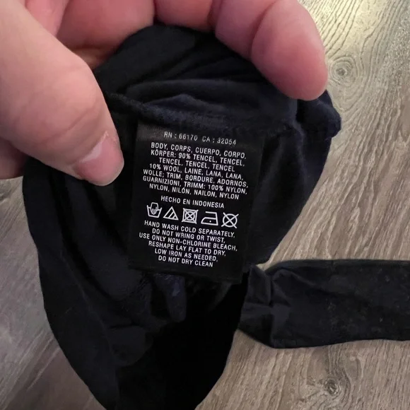 Anthropologie Deletta open lace back - Picture 7 of 7